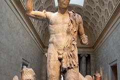 Met Highlights 07-2 Roman Marble statue of a wounded warrior